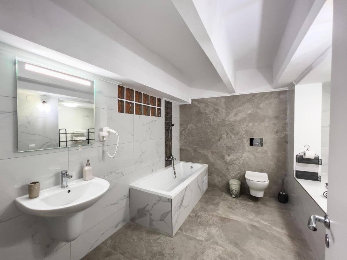 Family Apartment Сигишоара Экстерьер фото